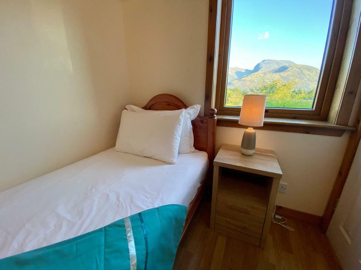 フォート・ウィリアムHighland Self Catering Retreat With Stunning Viewsアパートメント エクステリア 写真